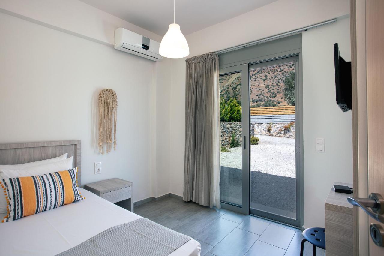 Evgoro Luxury Suites Agia Galini Exterior foto